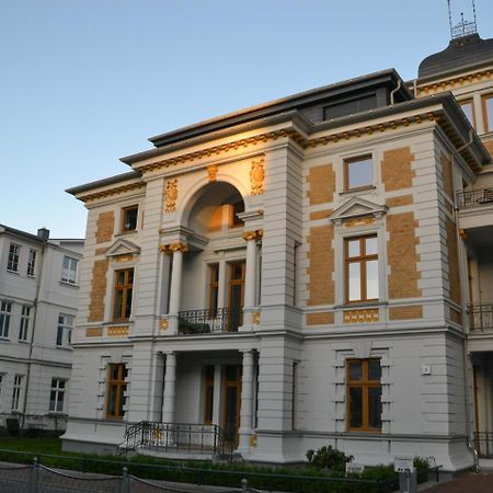 Moderne Fewo Mit Balkon, Hochwertig Apartment Heringsdorf  Exterior photo